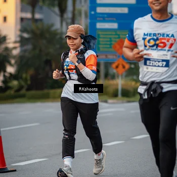 Runner Photo 4636704