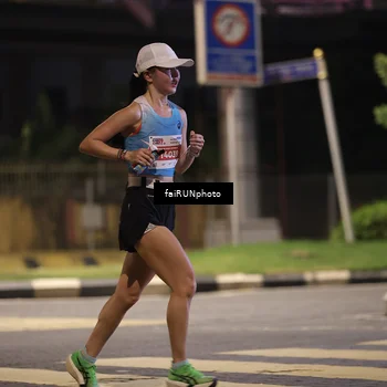 Runner Photo 4636711