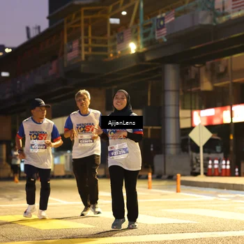 Runner Photo 4636721