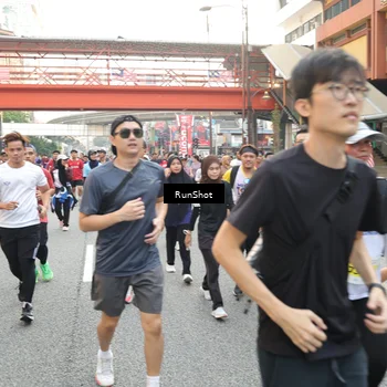Runner Photo 4636722