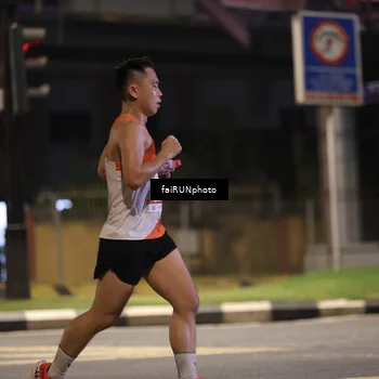 Runner Photo 4636736
