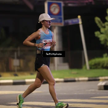 Runner Photo 4636751