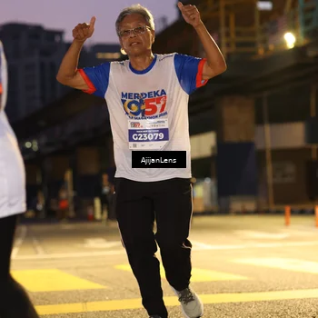 Runner Photo 4636840