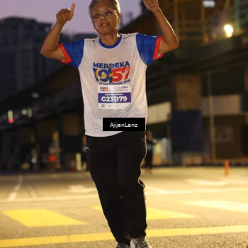 Runner Photo 4636870