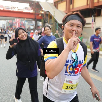 Runner Photo 4636911