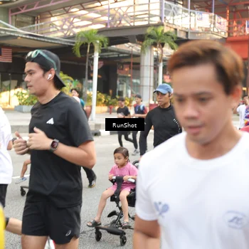 Runner Photo 4636991