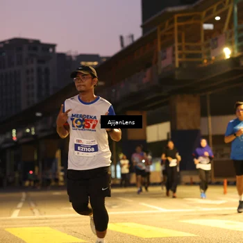 Runner Photo 4637067