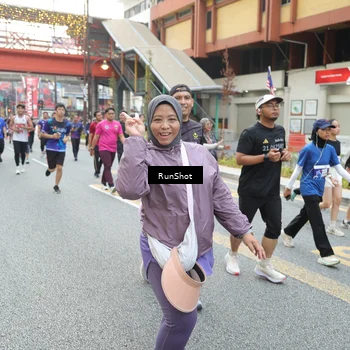 Runner Photo 4637072