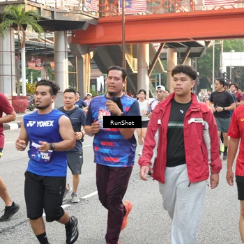 Runner Photo 4637095