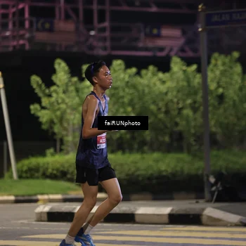 Runner Photo 4637109