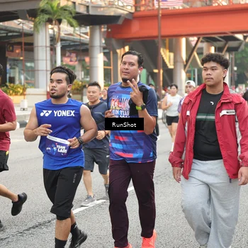Runner Photo 4637118