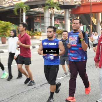 Runner Photo 4637137