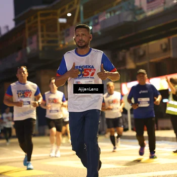 Runner Photo 4637318