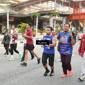 Runner Photo 4637387