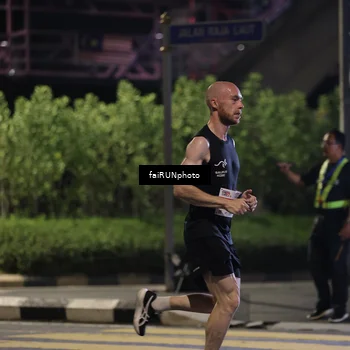 Runner Photo 4637396