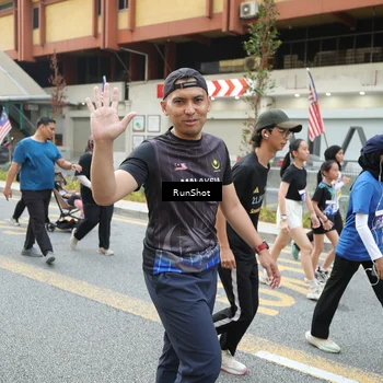 Runner Photo 4637397