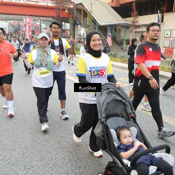 Runner Photo 4637423
