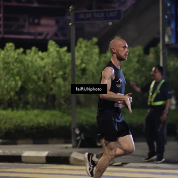 Runner Photo 4637427
