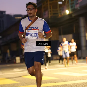 Runner Photo 4637430