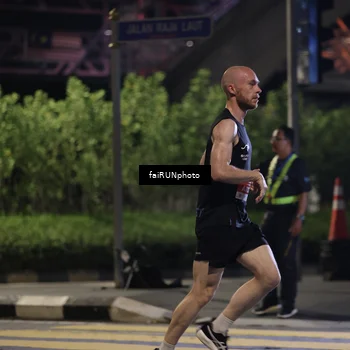 Runner Photo 4637471