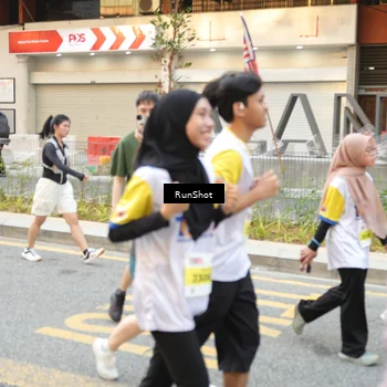 Runner Photo 4637537
