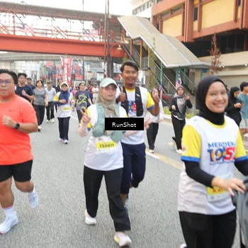 Runner Photo 4637599