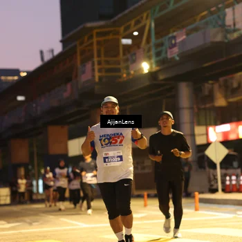 Runner Photo 4637678