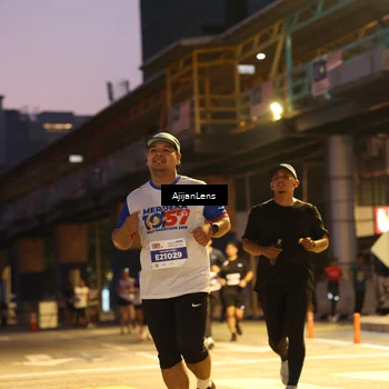 Runner Photo 4637707