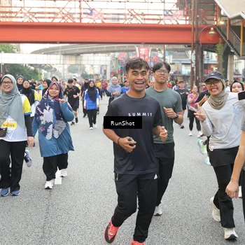 Runner Photo 4637870