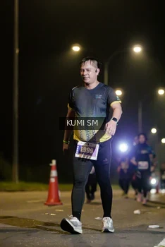 Runner Photo 4637877