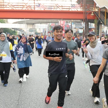 Runner Photo 4637880