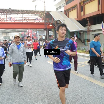 Runner Photo 4637895