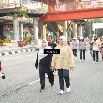 Runner Photo 4639200