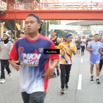Runner Photo 4639450
