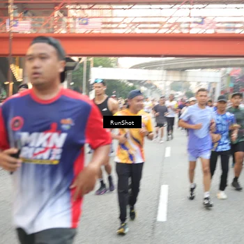 Runner Photo 4639630