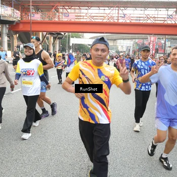 Runner Photo 4639635