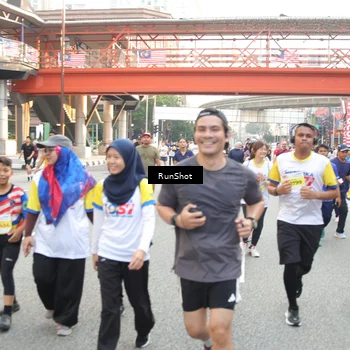 Runner Photo 4640098
