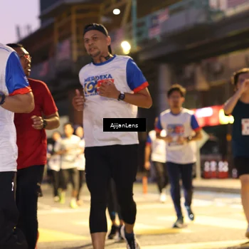 Runner Photo 4640100