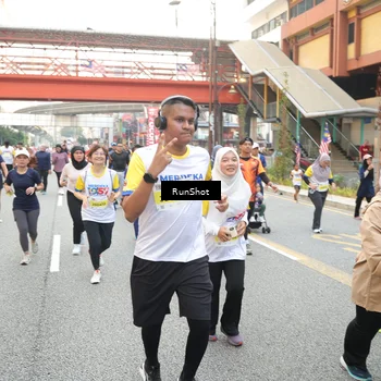Runner Photo 4640103