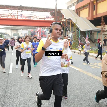 Runner Photo 4640300