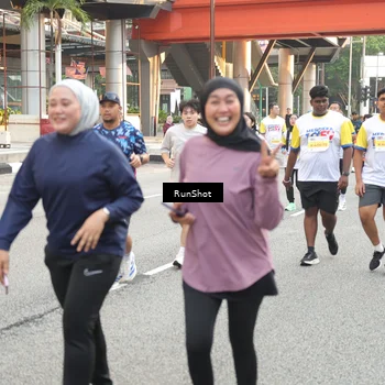 Runner Photo 4640610