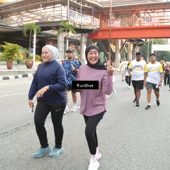 Runner Photo 4640645