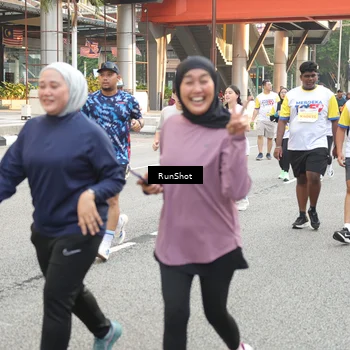 Runner Photo 4640647