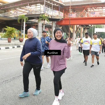 Runner Photo 4640649