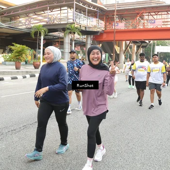Runner Photo 4640659