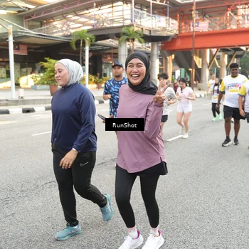 Runner Photo 4640681