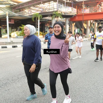 Runner Photo 4640685