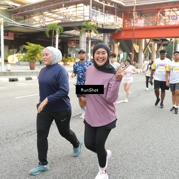Runner Photo 4640701