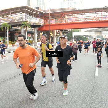 Runner Photo 4641071