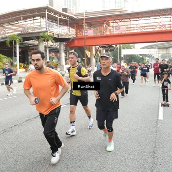 Runner Photo 4641072